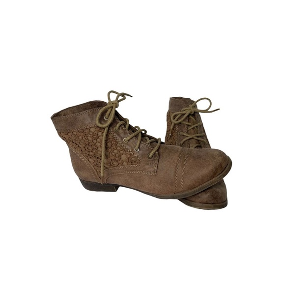 Mossimo Kessi Crochet Boots - Picture 4 of 6